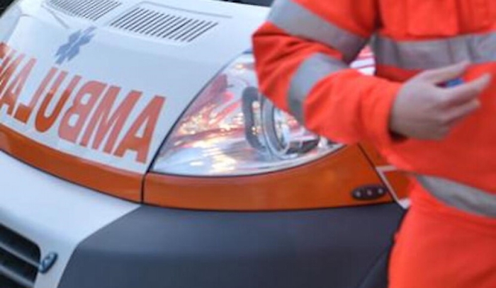 Palermo, operatori del 118 aggrediti da famiglia di una morta per arresto cardiaco