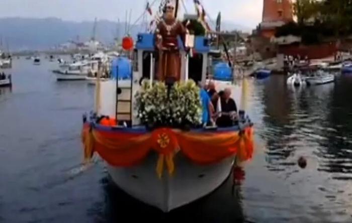 Il boss alla processione, l'Arcidiocesi di Palermo: «Chiesa estranea»