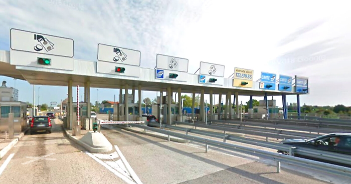 Coronavirus, Cas sospende pedaggi autostrade per medici e infermieri