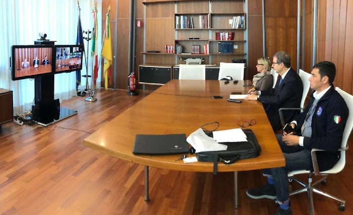 Tamponi, quarantena, test rapidi: ecco le nuove misure in Sicilia