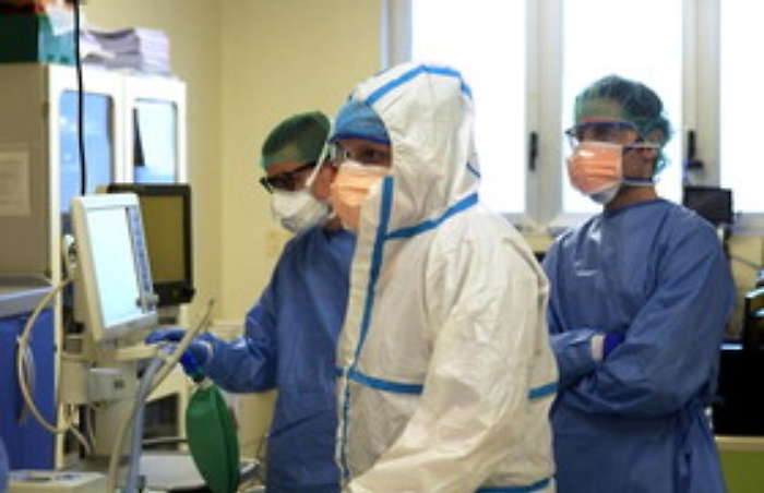 Coronavirus, in Italia 16.523 vittime e  93.187 malati