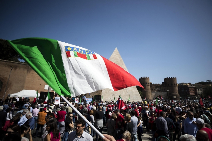 #iorestolibero: il 25 aprile una piazza virtuale per celebrare la Liberazione