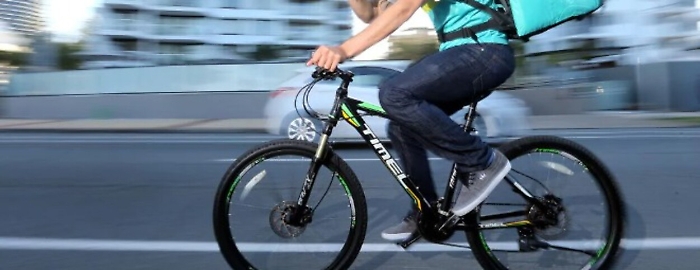 Coronavirus, riders di Socialfood pronti allo sciopero