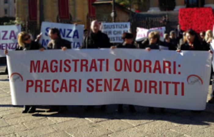 Il Primo Maggio dei magistrati onorari: «Noi dimenticati dal governo»