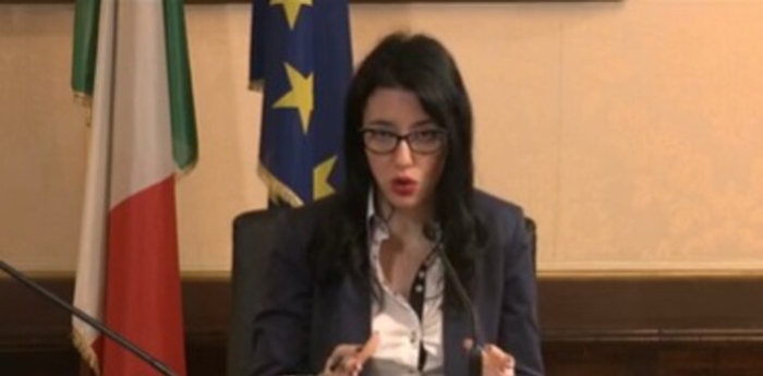 Esami di Maturità, Azzolina: «Saranno in presenza, momento importante»