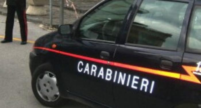 Tenta di uccidere connazionale e violenta coppia di clochard: arrestato tunisino