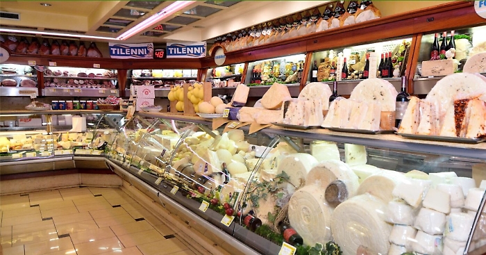 Fallimenti pilotati, arresti e maxisequestro per la famiglia Tilenni