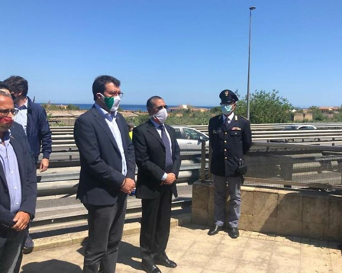 Salvini in Sicilia rilancia il Ponte sullo Stretto: «Infrastruttura che dà lavoro»
