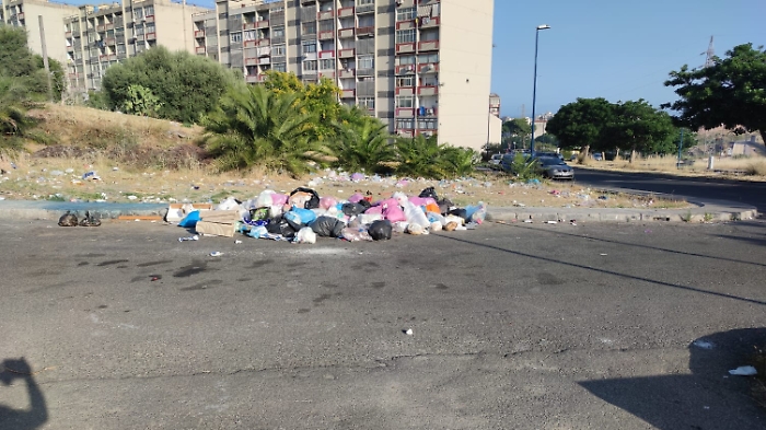 Catania, Viale Grimaldi: "Passer&agrave; il covid 19 e arriver&agrave; il colera?"
