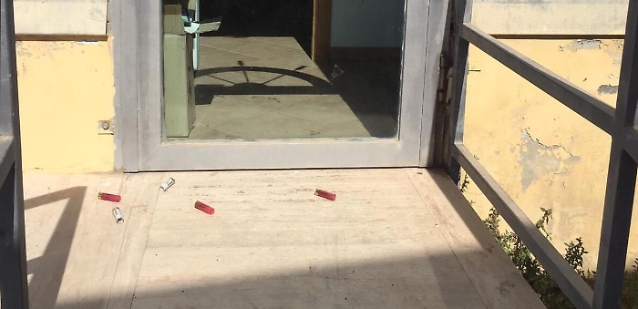 Gela, sette cartucce esplose ritrovate davanti alla Nautica Service