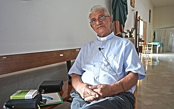 Morto padre Meli, amico dei migranti e anima di Ballar&ograve;