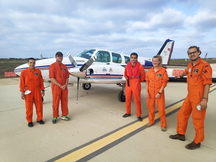 Migranti, Mare Jonio salva 43 profughi: erano su una barca che stava per affondare