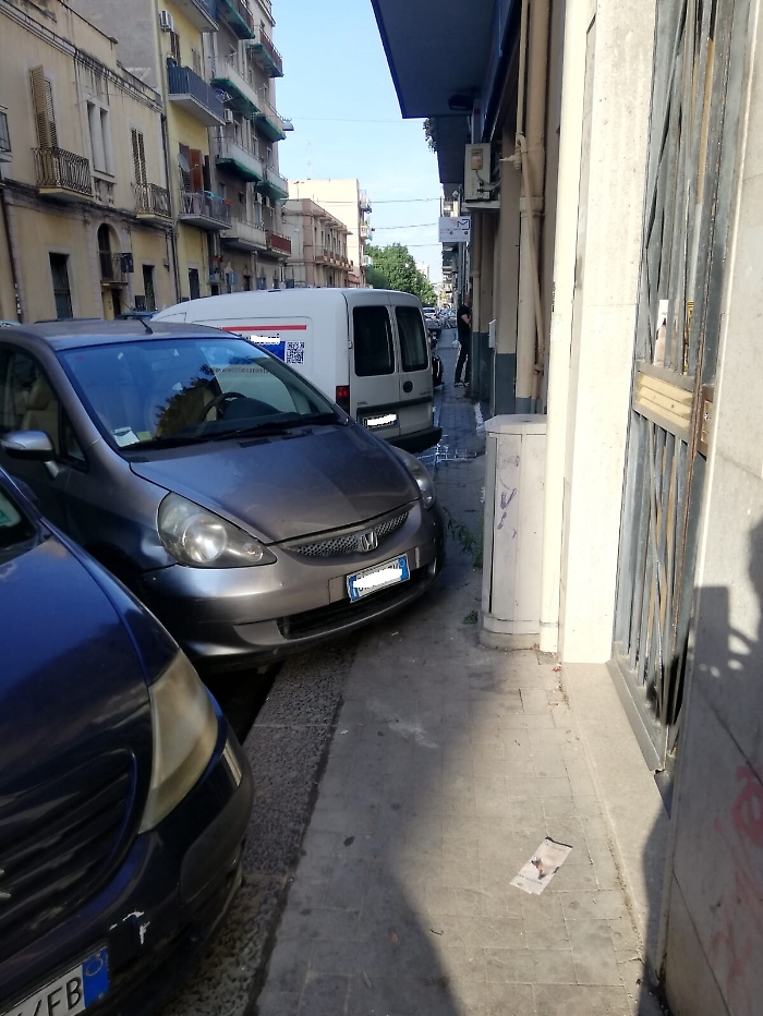 Catania: La "civiltà" in via Sassari