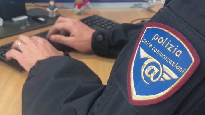 Pedopornografia su Telegram: 9 denunce
sequestri e perquisizioni anche in Sicilia