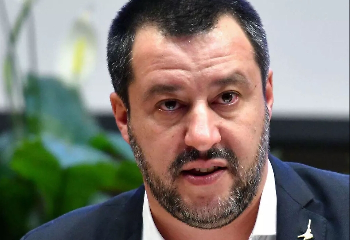 Salvini: «Governo complice di trafficanti e criminali, grazie a Pd e 5 Stelle»