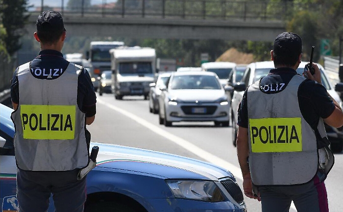 Esodo estivo, al Sud traffico intenso verso Calabria e Sicilia