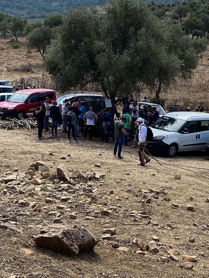 Gioele, trovati resti umani e magliettina: tracce del bimbo al 99%