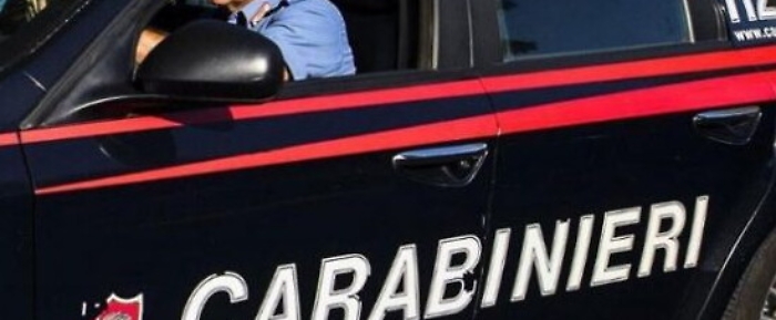 Catania, picchia moglie che gli nega soldi per alcol e prostitute: arrestato