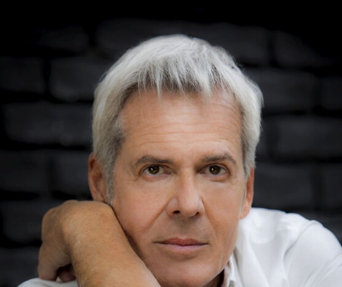 Claudio Baglioni aggiunge una data al suo tour del 2021: il 17 luglio sarà a Siracusa