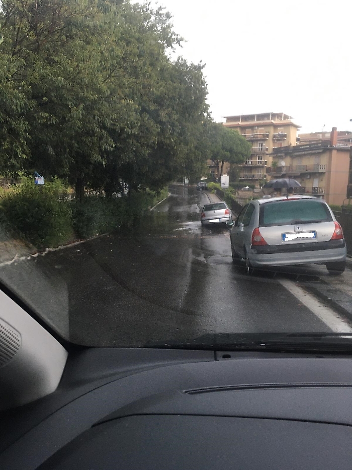 Maltempo a Catania: via della Costituzione allagata