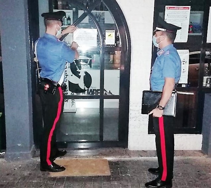 Mineo, al bar senza mascherina: locale chiuso per cinque giorni