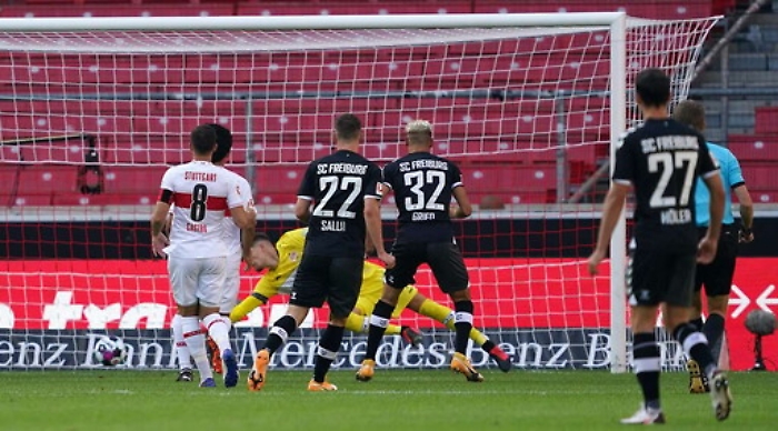 Calcio: Grifo lancia il Friburgo a Stoccarda