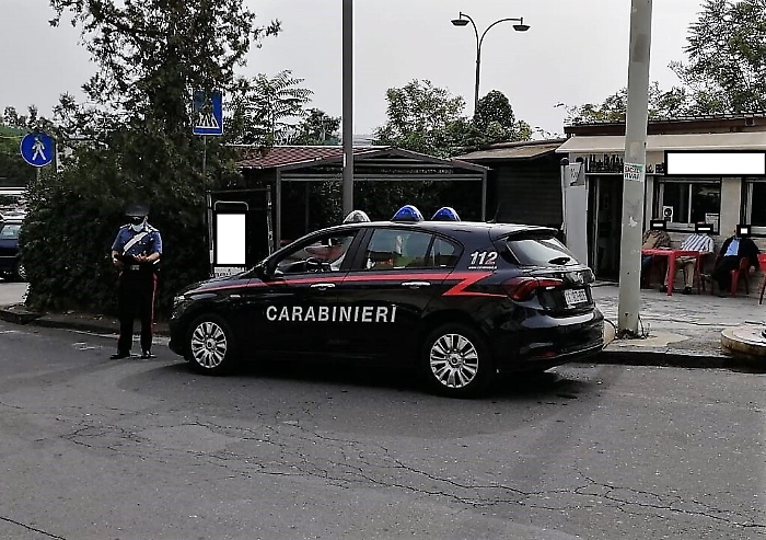 Botte da orbi per una donna contesa: arrestati due uomini a Mineo