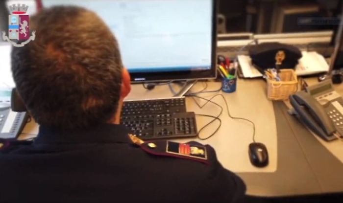 Pedofilia on line, tra gli arrestati anche un carabiniere: si collegava dalla caserma