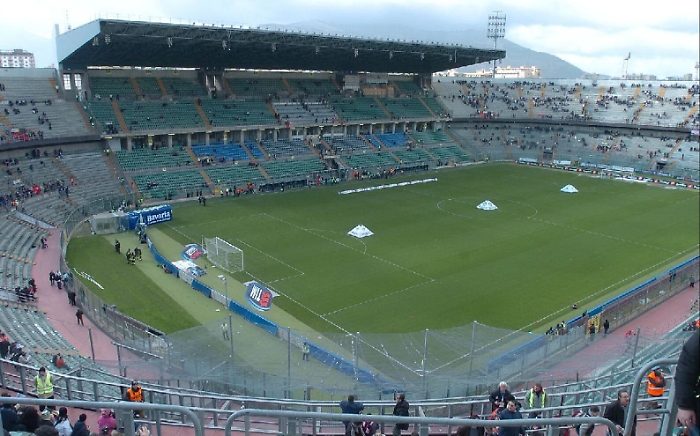 Palermo-Catania, il derby atteso da 7 anni si giocherà: ma l'organico rosanero è al limite