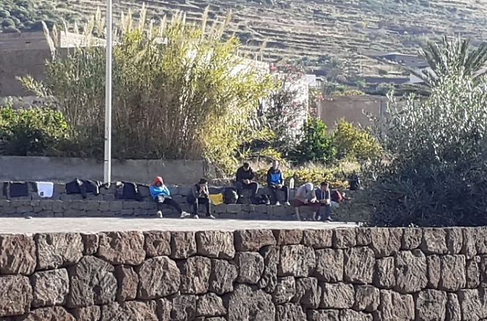 Migranti, una ventina di tunisini arrivano  a Pantelleria su due barchini