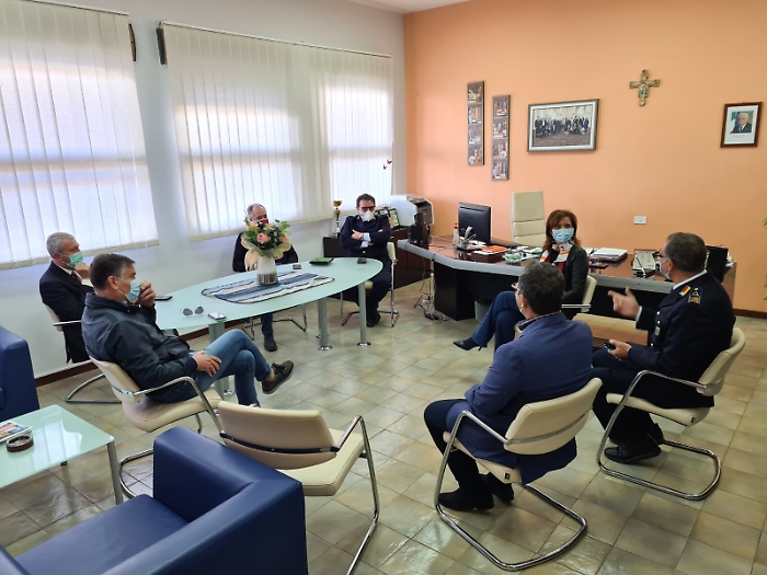 Visita di cortesia dell'amministrazione comunale all'Ipia Fermi di Agrigento