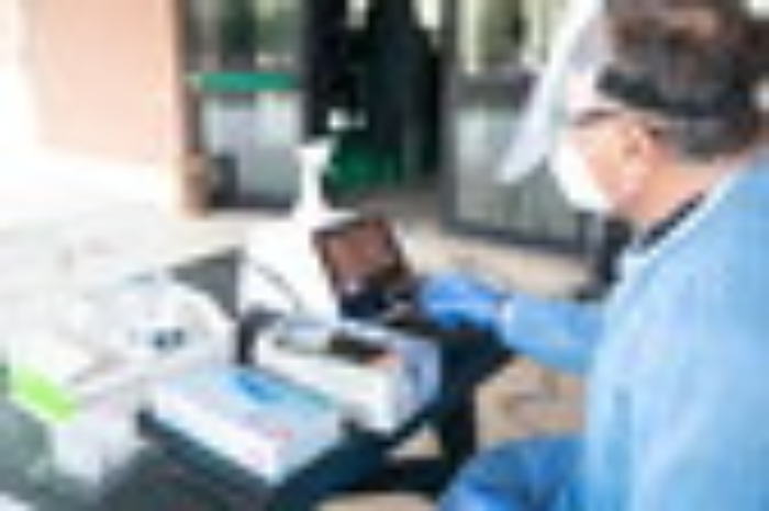 Covid, più di 27mila tamponi nei drive in siciliani: individuati 642 positivi