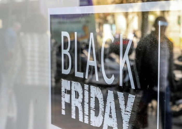 Black Friday, Codacons: «Attenti a truffe su web e social. Ecco i nostri consigli»