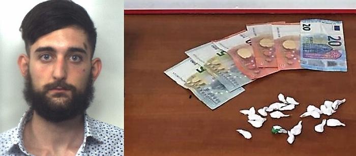 Acireale, dosi di cocaina negli slip: pusher bloccato in piazza Dante