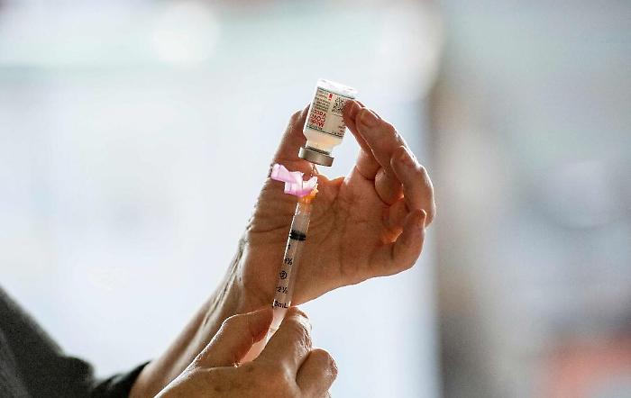 Covid, il bollettino del 25 dicembre: in Sicilia 720 nuovi casi e 17 morti