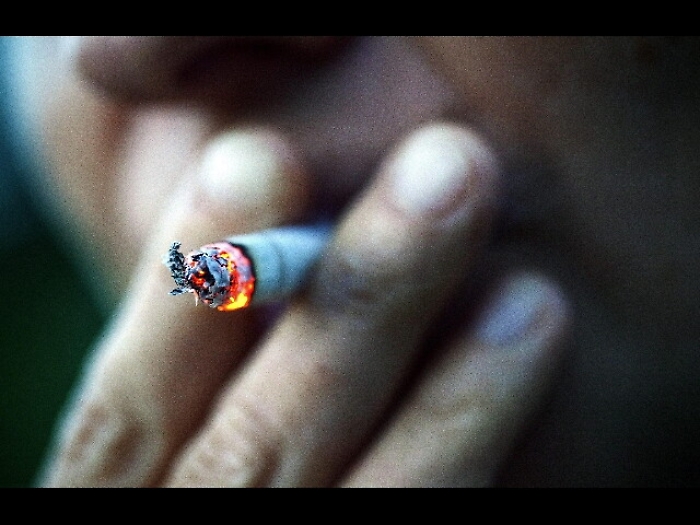 «La nicotina protegge contro coronavirus», lo studio in Francia  che fa discutere