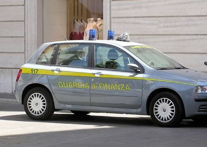 Catania, truffa all'Inps per 500 braccianti con l'ok della mafia: 17 arresti