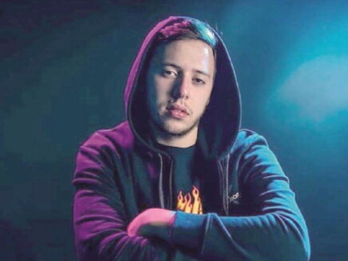 Il “catanese” Nico Bruno canta la sigla di “Doc”, la serie del momento