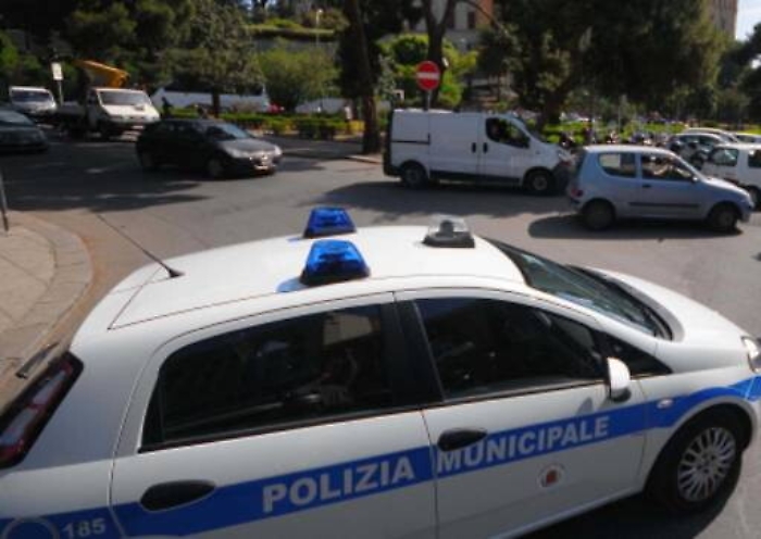 Covid, controlli rafforzati a Palermo per evitare assembramenti