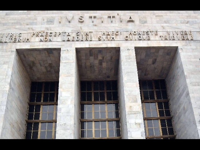 Iw Bank: assolti gli imputati e la banca