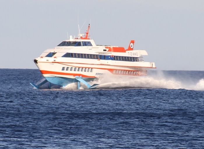 Coronavirus, i sindaci delle Eolie: «Controlli medici prima di raggiungere le isole»