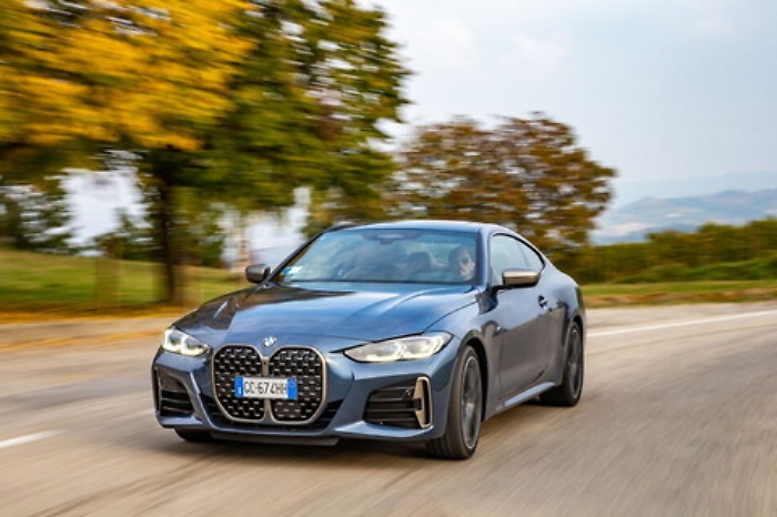 Nuova BMW Serie 4 Coupe, emozionante e confortevole