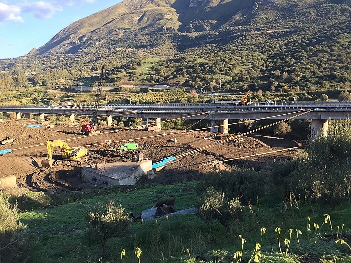 Il viadotto Himera riapre il 31 e il M5S sfida Falcone: «Mantenga la promessa...»
