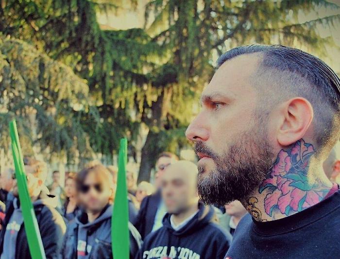 Aggressione Fn, Ursino pestato da otto persone. Lui commenta: &laquo;Aizzata canea dell'antifascismo&raquo;