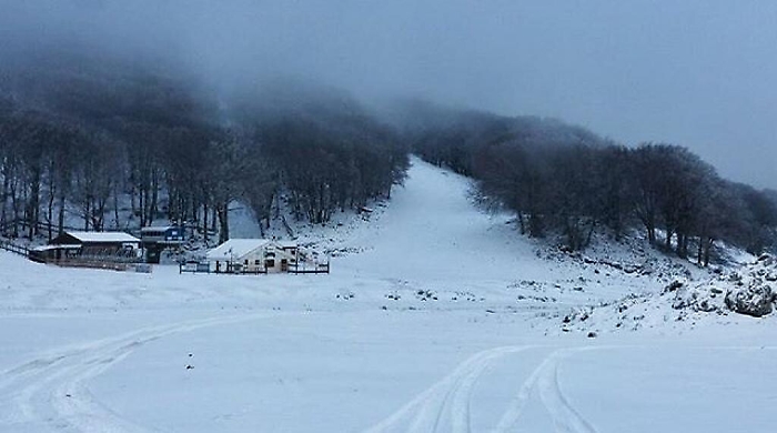 Piano Battaglia ricoperto di neve: 6 persone soccorse e un cane salvato
