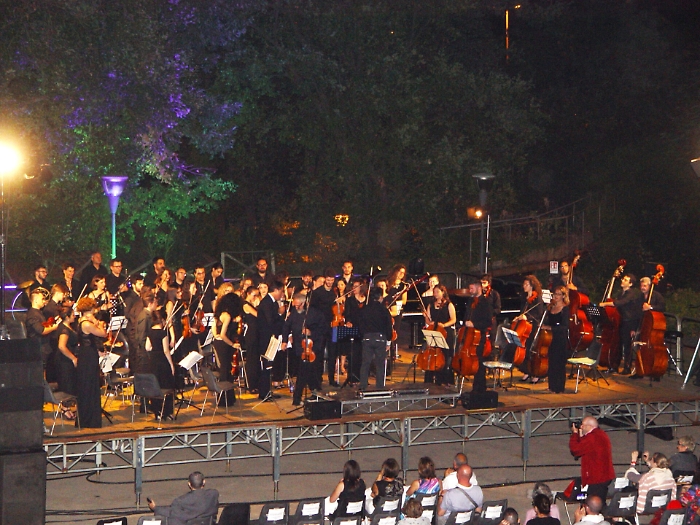 La "vEyes Orchestra" a Milo, dove il sogno diventa realt&agrave;