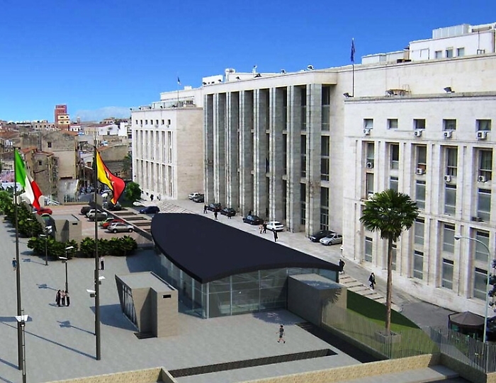 Palermo, cadendo da scala finisce su un tavolo di vetro e si trancia una vena: morto operaio 48enne 