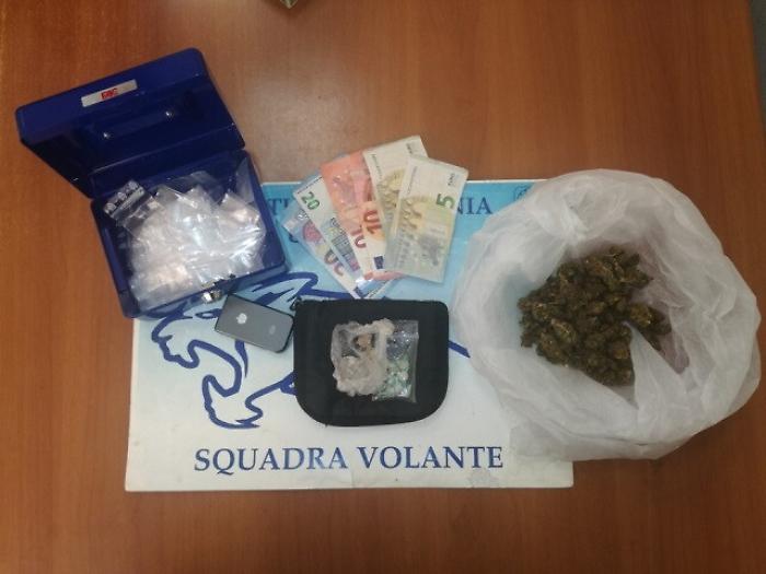 Marijuana ed ecstasy, a Cataniadue distinti arresti delle Volanti