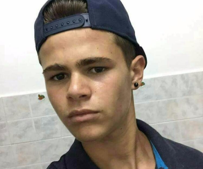 Ragazzo morto in incidente stradale, madre: &laquo;Coperture su responsabile&raquo;