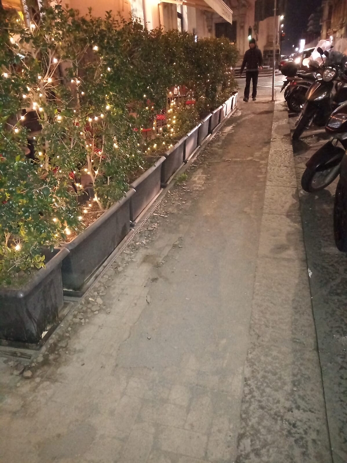 Catania: pavimentazione divelta in Via Renato Imbriani